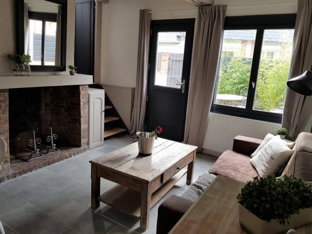 La Maison Coco Honfleur Exteriör bild