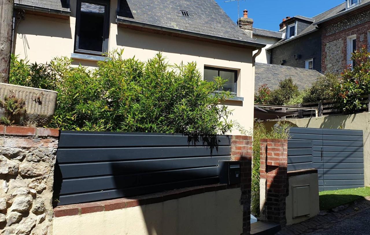 La Maison Coco Honfleur Exteriör bild
